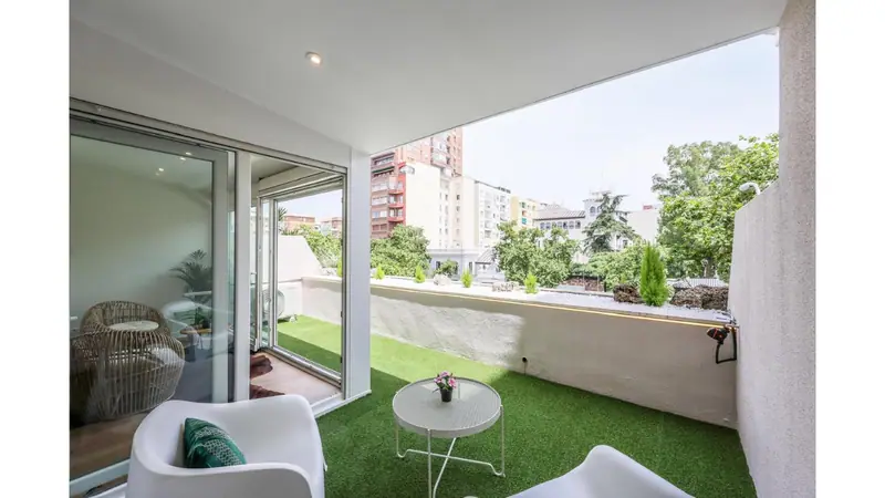 Apartament z 2 sypialniami i tarasem