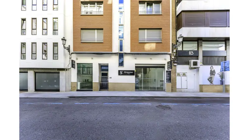 Lokal użytkowy 146 m²