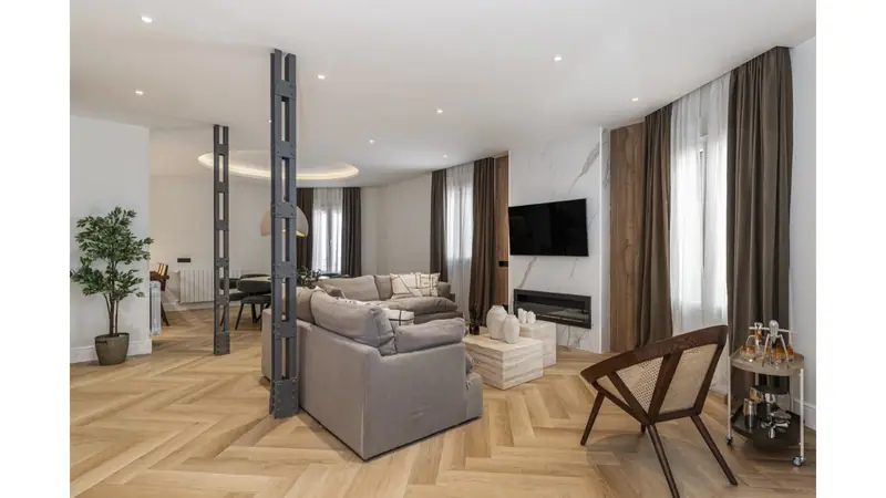 Apartament z 3 sypialniami i tarasem