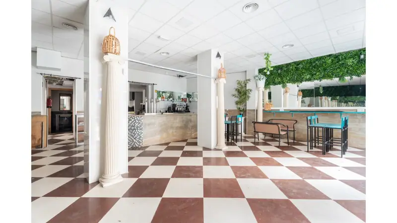 Lokal użytkowy 135 m²