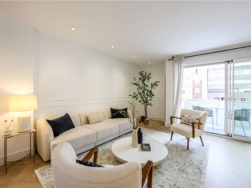 Odnowiony apartament z tarasem w Barrio de Salamanca