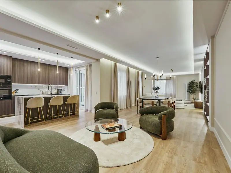 Odnowiony apartament z balkonem w dzielnicy Salamanca