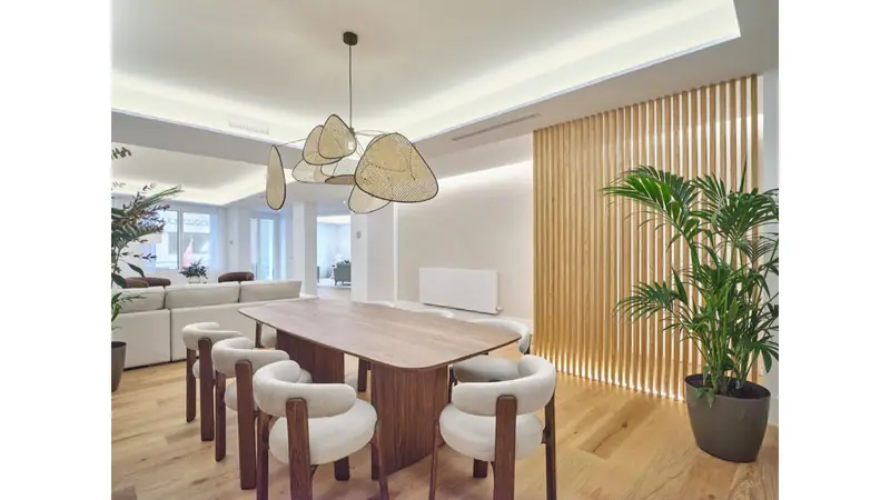Apartament z 5 sypialniami i tarasem