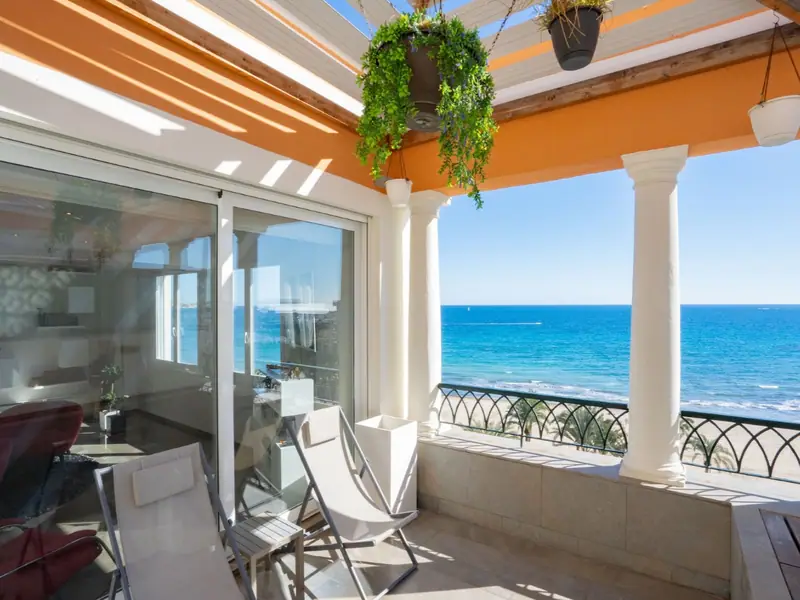 Penthouse z tarasem nad plażą Postiguet