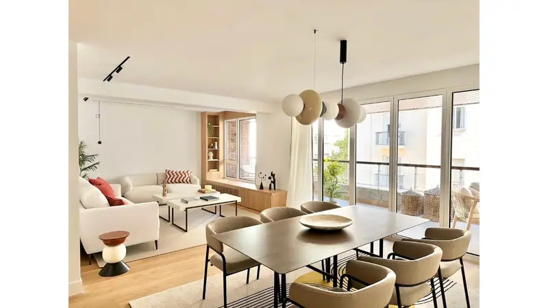 Apartament z 3 sypialniami i tarasem