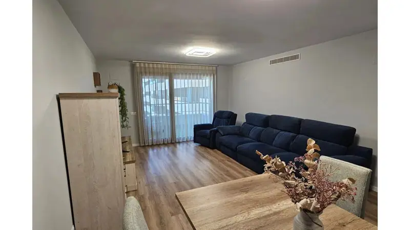 Apartament z 3 sypialniami i basenem