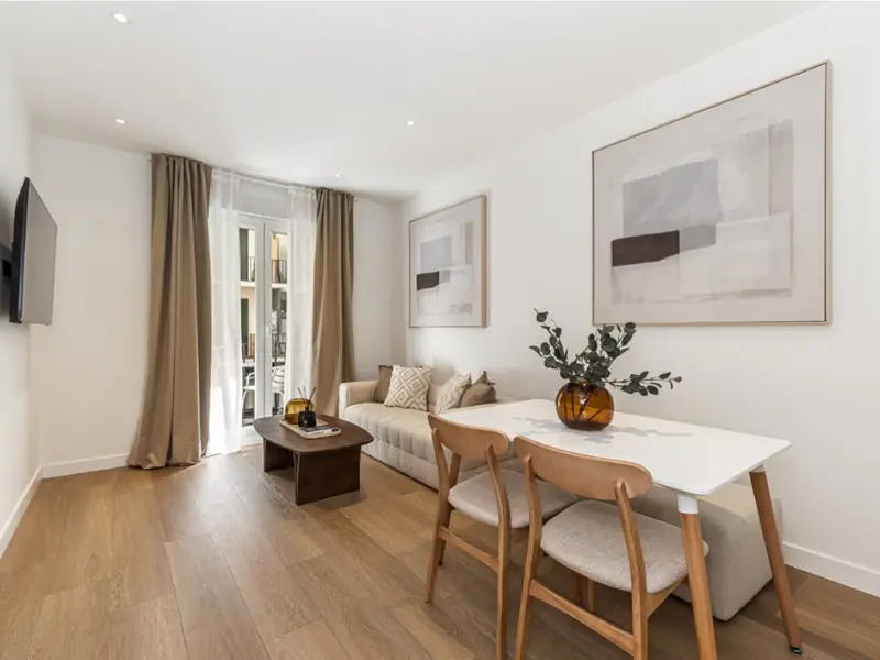 Apartament z prywatnym tarasem w Barrio de Salamanca