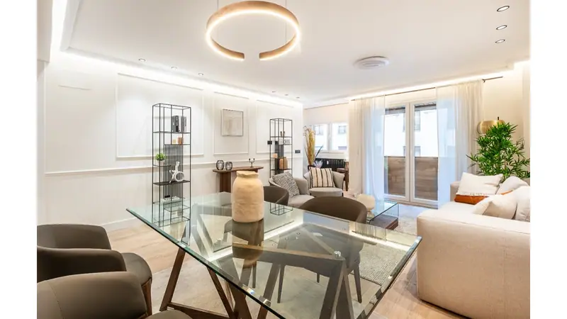 Apartament z 3 sypialniami i tarasem
