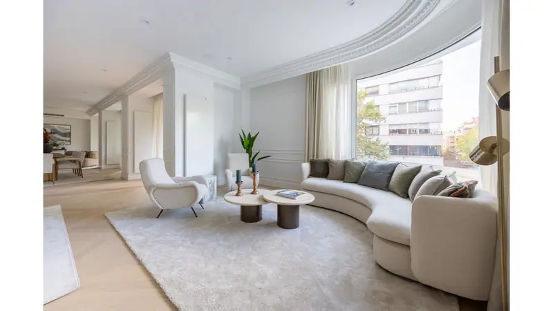 Apartament z 4 sypialniami i tarasem