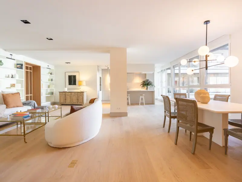 Odnowione 213 m² w sercu dzielnicy Jerónimos